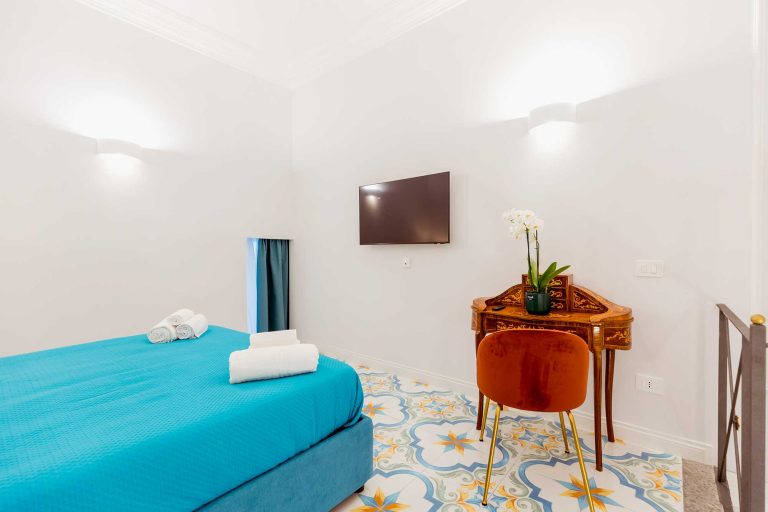 Atri Rooms Centro Storico Napoli – Chiaia Room 12